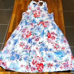 Gap Kids Girls' Floral design Cross Back Dress. Size L (10).